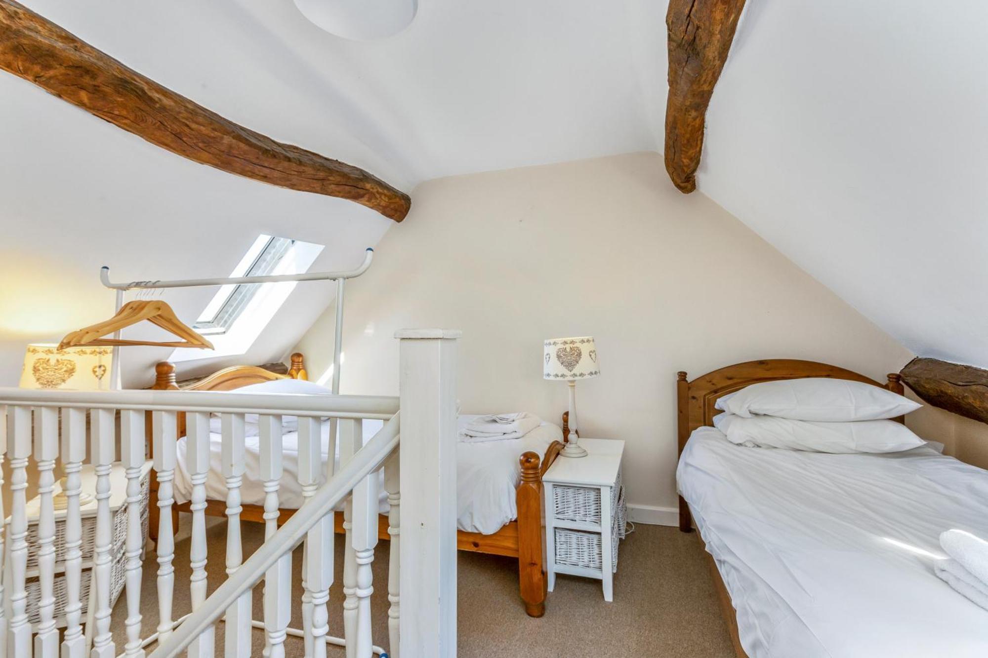Bridge Farm Holiday Cottages Коу Ханіборн Номер фото