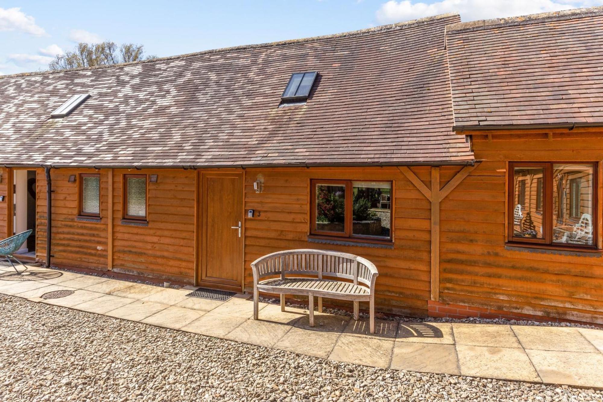 Bridge Farm Holiday Cottages Коу Ханіборн Номер фото