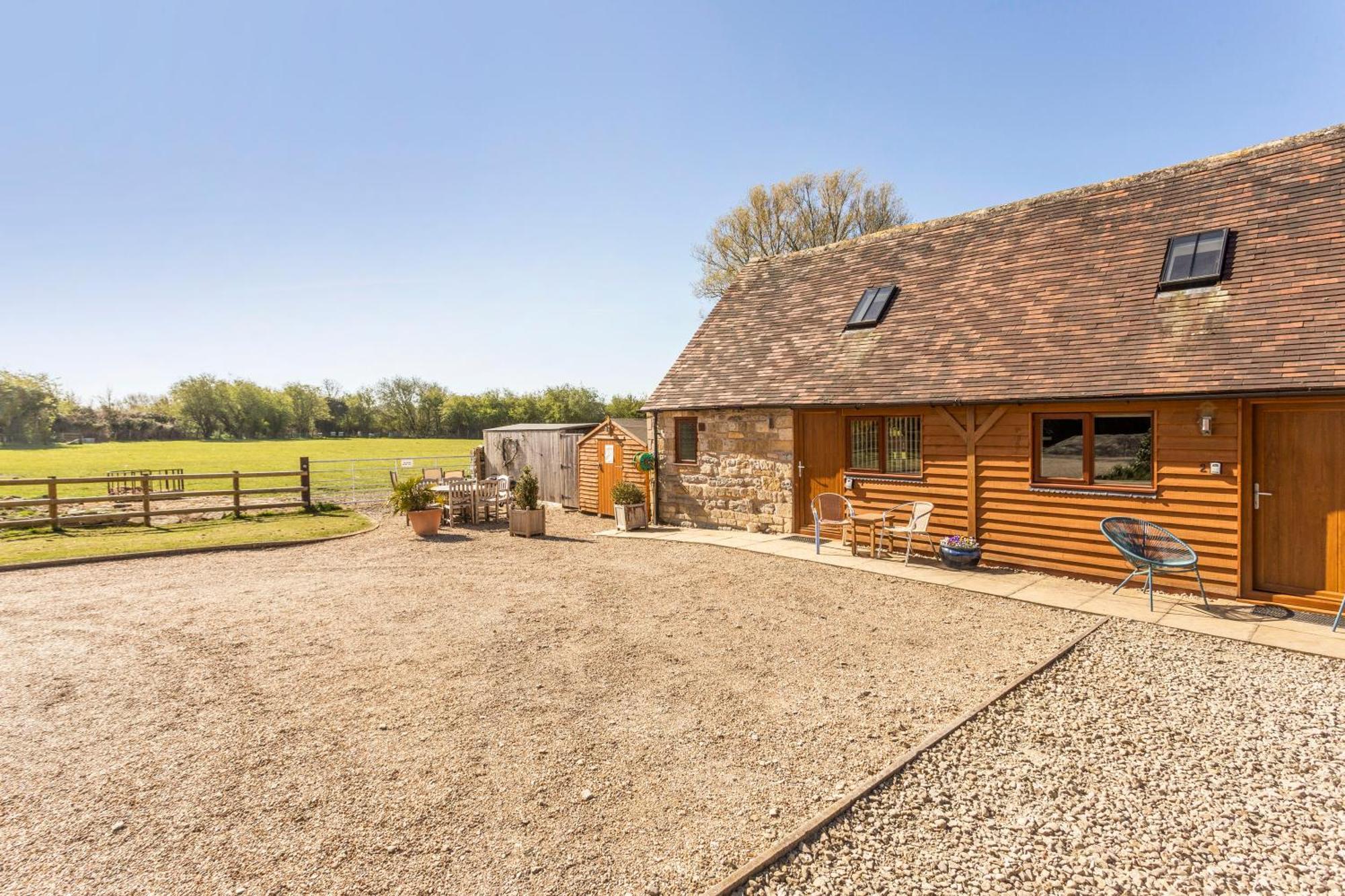 Bridge Farm Holiday Cottages Коу Ханіборн Номер фото